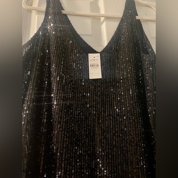 Black Sequence top from Ann Taylor LOFT - Picture 2 of 2